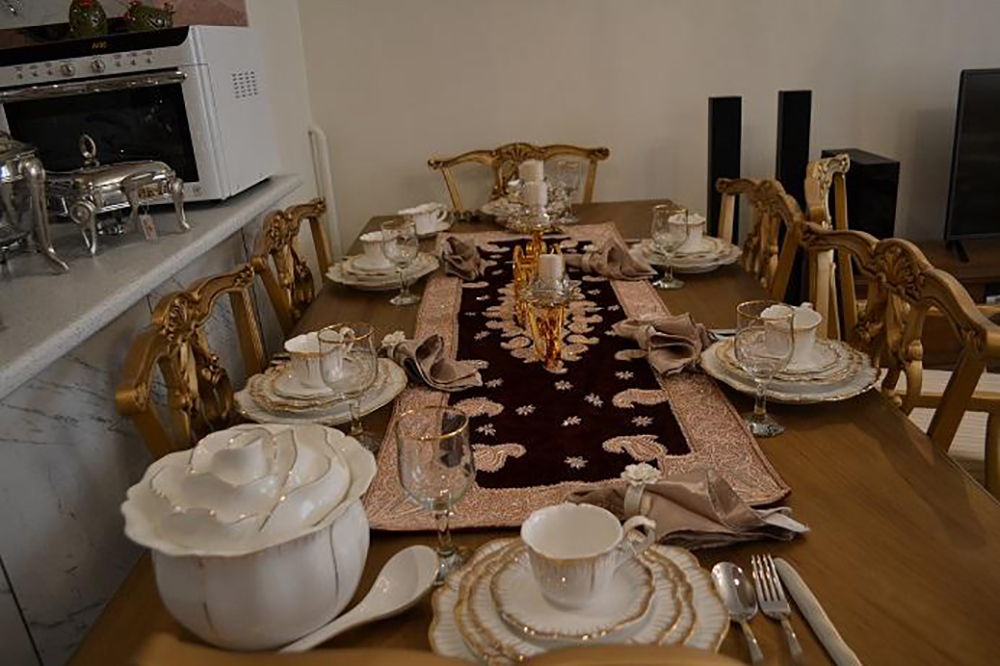 تزیین میز ناهار خوری عروس ایرانی